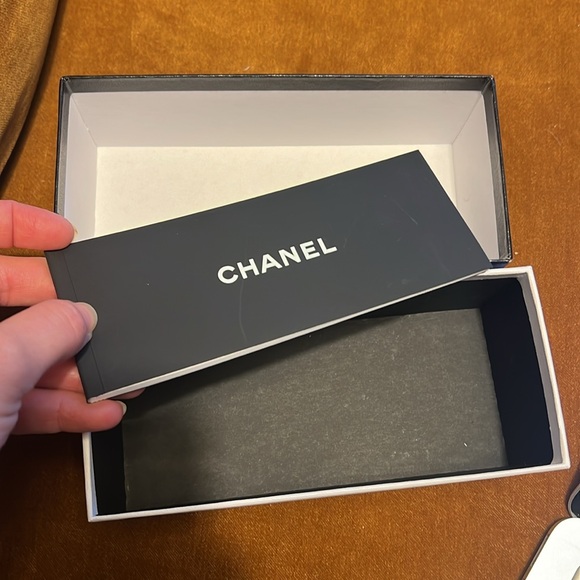 Chanel Aviators + Box - Picture 16 of 16